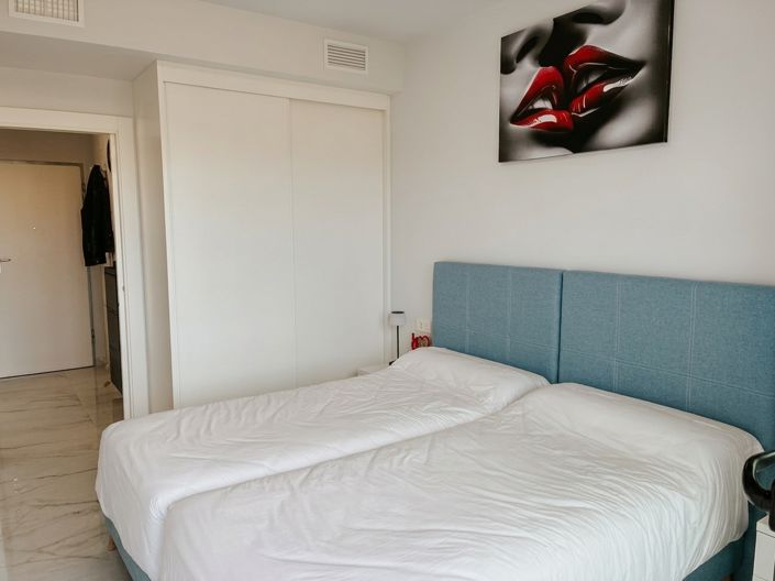 Image No.15-3 Bed Property for sale