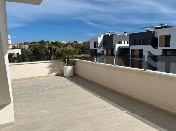 Image No.21-3 Bed Property for sale