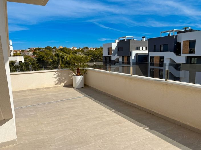 Image No.22-3 Bed Property for sale