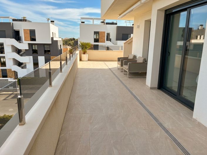 Image No.24-3 Bed Property for sale