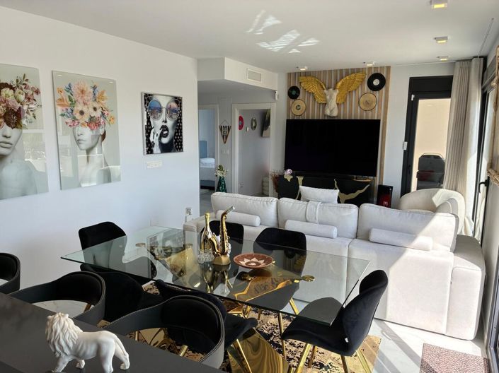 Image No.34-3 Bed Property for sale