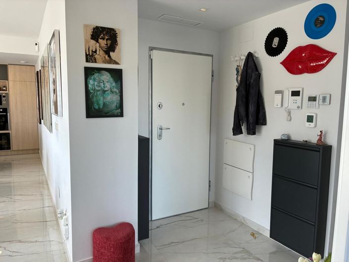 Image No.36-3 Bed Property for sale