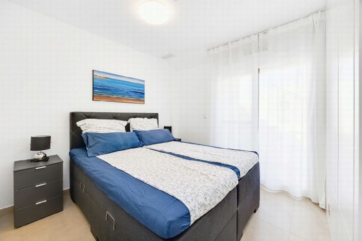 Image No.16-2 Bed Apartment for sale