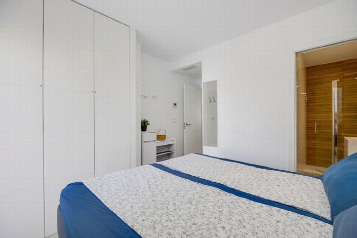 Image No.17-2 Bed Apartment for sale