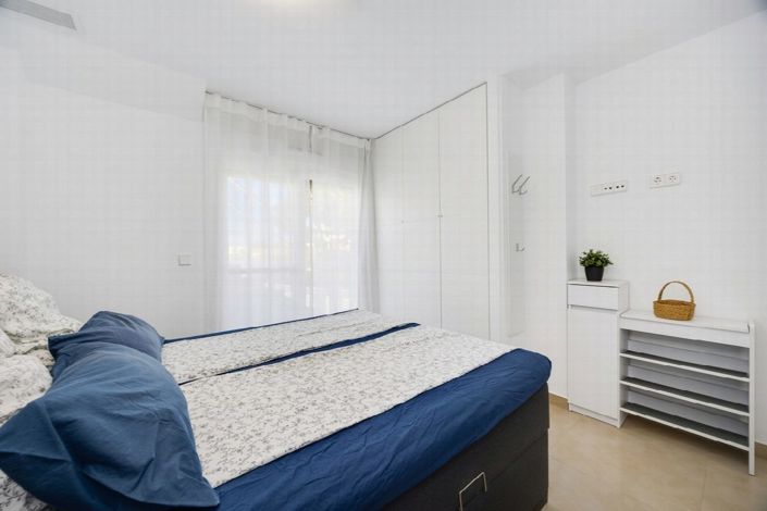 Image No.18-2 Bed Apartment for sale