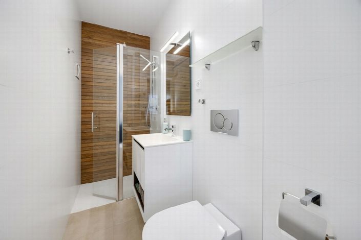 Image No.20-2 Bed Apartment for sale