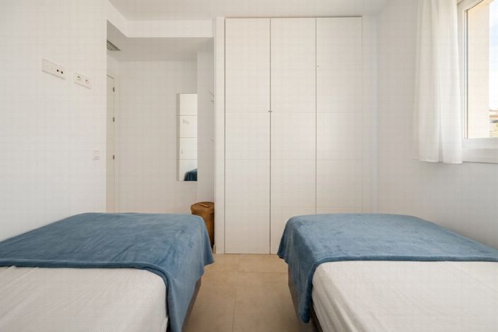 Image No.25-2 Bed Apartment for sale