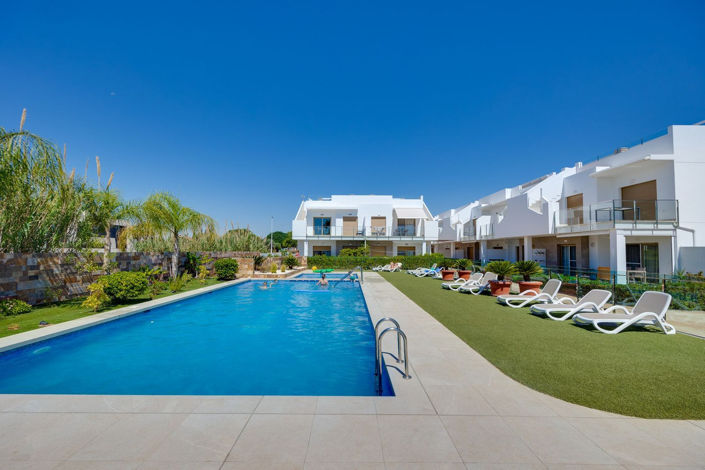 Image No.49-2 Bed Apartment for sale