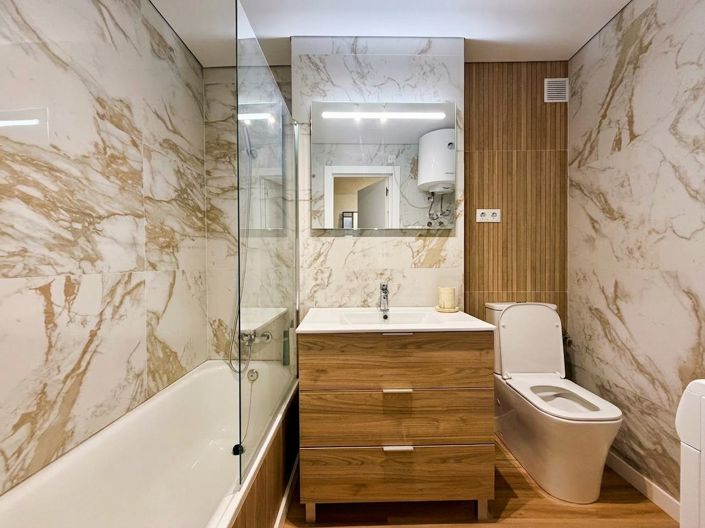 Image No.20-1 Bed House for sale