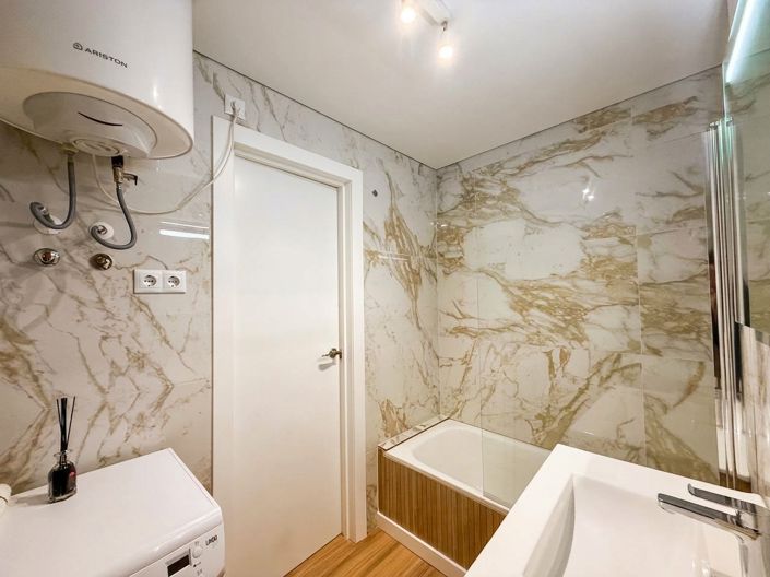 Image No.22-1 Bed House for sale
