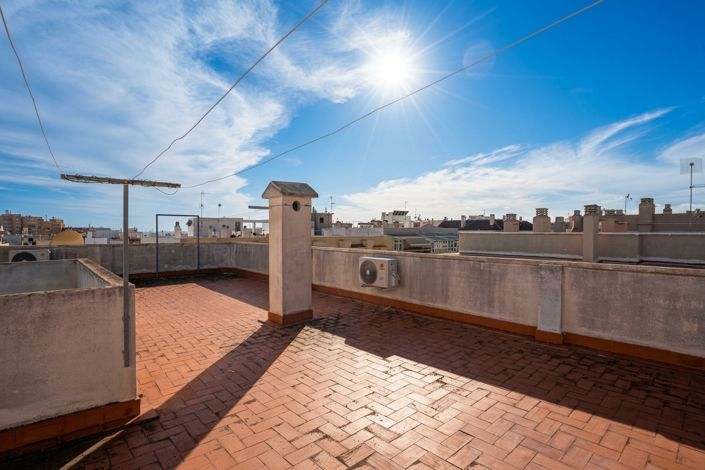 Image No.30-1 Bed House for sale