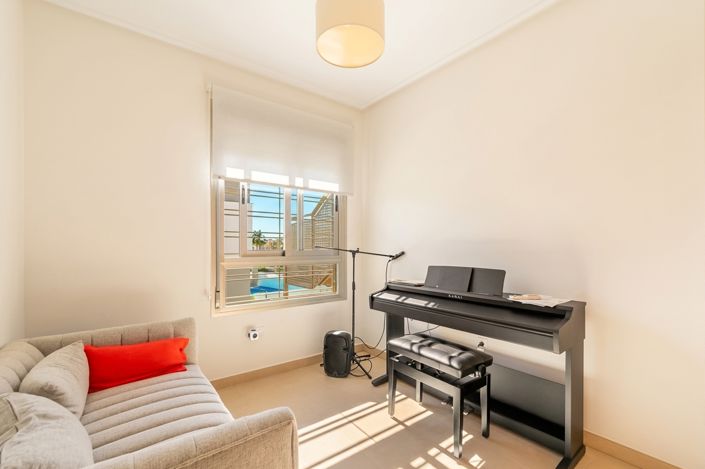 Image No.15-2 Bed Apartment for sale