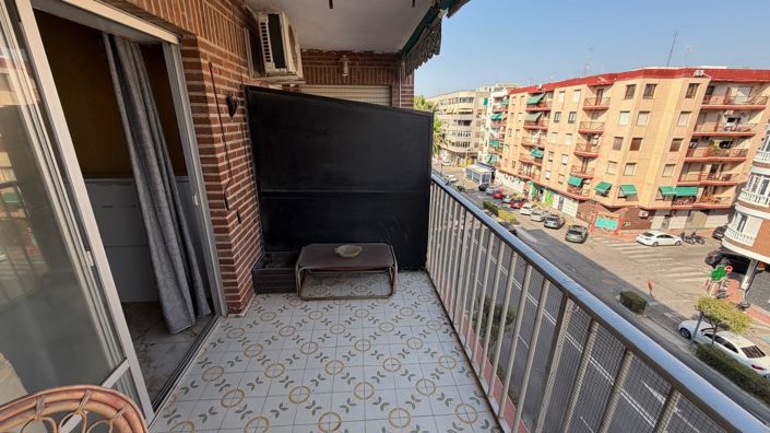 Image No.20-2 Bed Property for sale