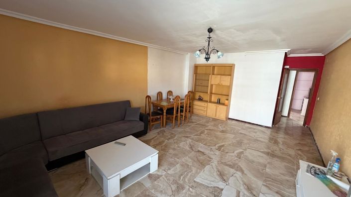 Image No.4-2 Bed House for sale