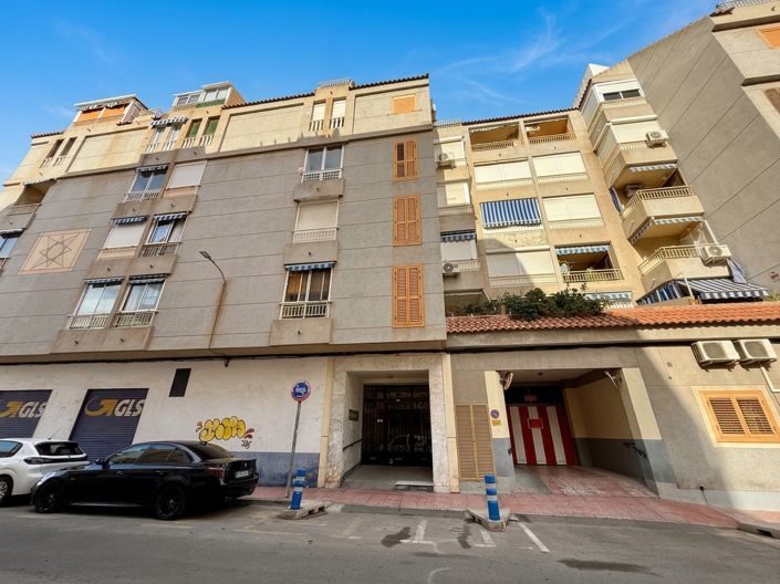 Image No.29-2 Bed House for sale