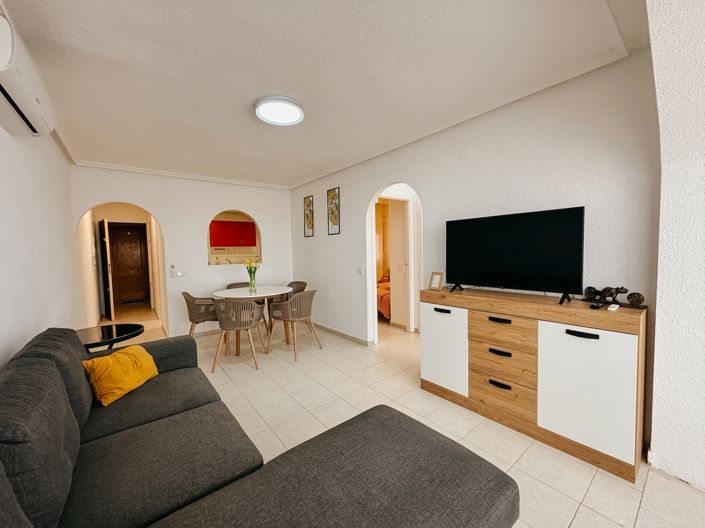 Image No.9-2 Bed House for sale