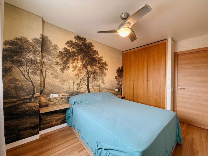 Image No.20-2 Bed House for sale