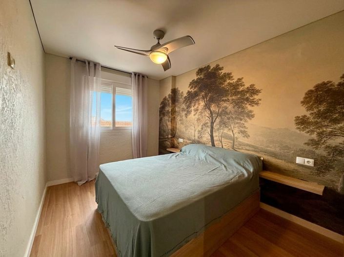 Image No.21-2 Bed House for sale