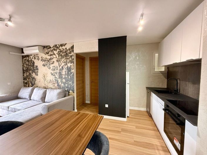 Image No.6-2 Bed House for sale