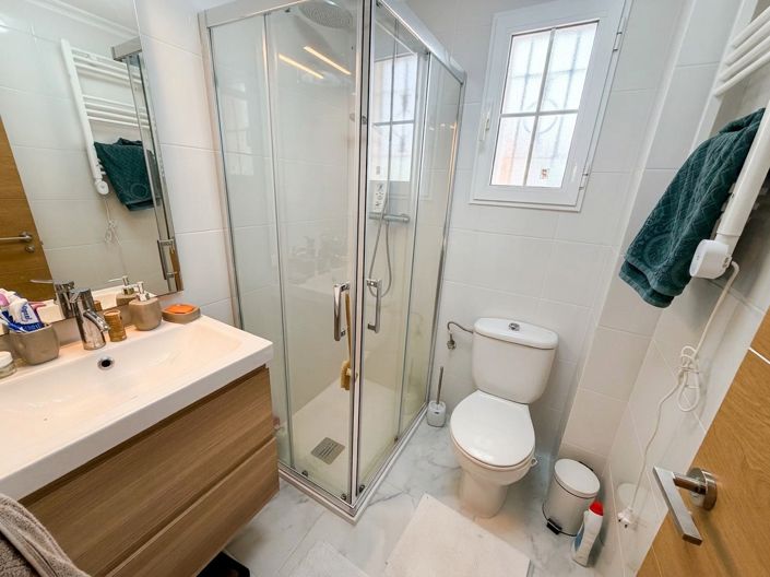 Image No.17-3 Bed Bungalow for sale