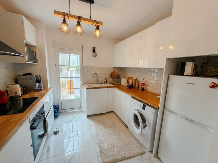 Image No.24-3 Bed Bungalow for sale