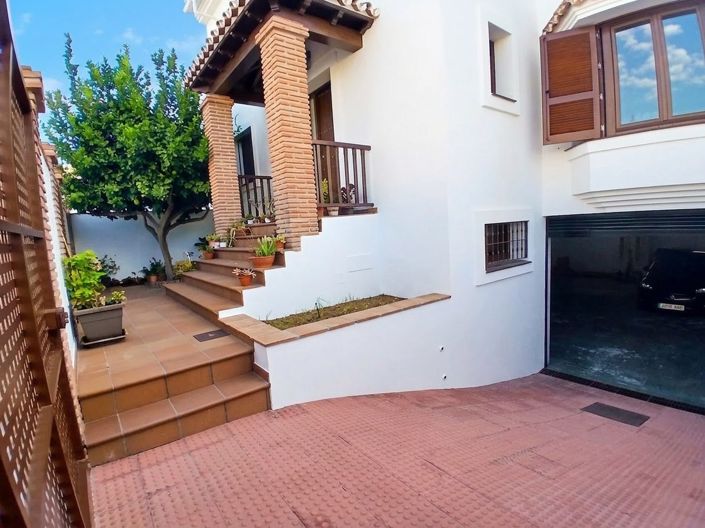 Image No.28-Villa de 4 chambres à vendre à Fuengirola