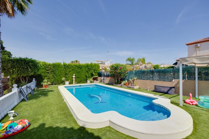 Image No.25-3 Bed Villa for sale