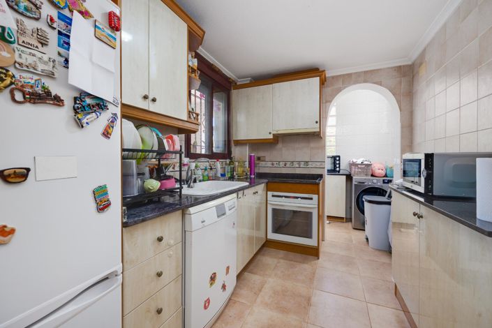 Image No.9-3 Bed Villa for sale