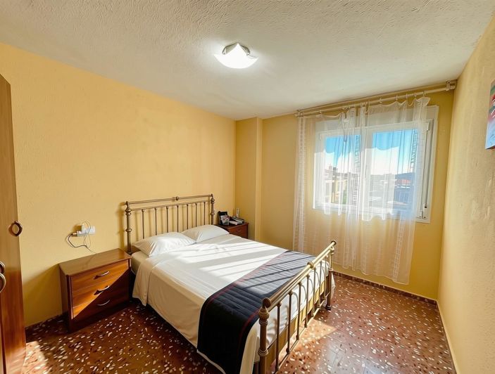 Image No.22-4 Bed Apartment for sale