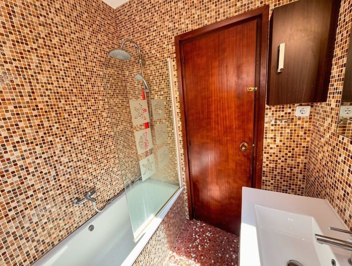 Image No.24-4 Bed Apartment for sale