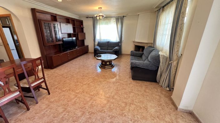 Image No.10-3 Bed Villa for sale
