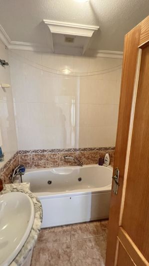 Image No.17-3 Bed Villa for sale