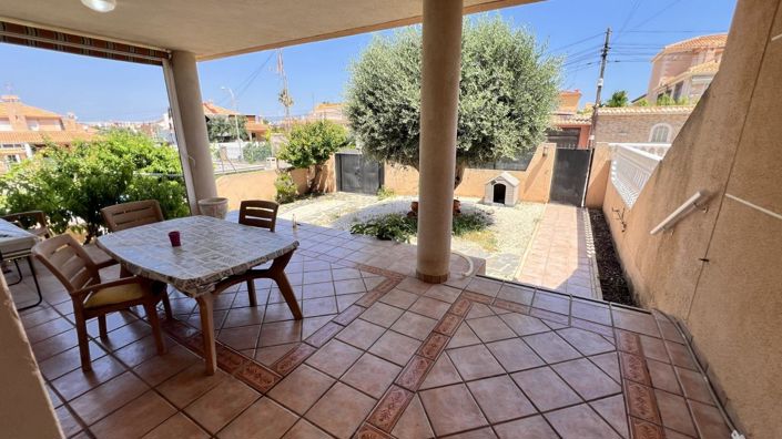 Image No.5-3 Bed Villa for sale