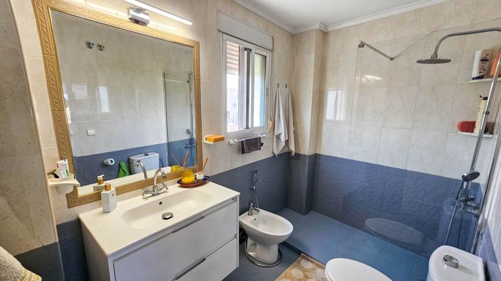 Image No.17-3 Bed Villa for sale