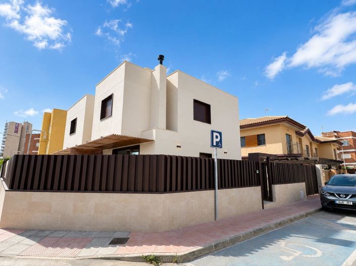 Image No.4-3 Bed Villa for sale