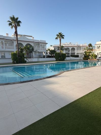 Image No.3-3 Bed House for sale
