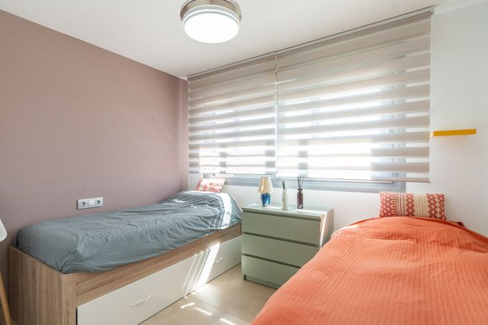 Image No.15-2 Bed Bungalow for sale