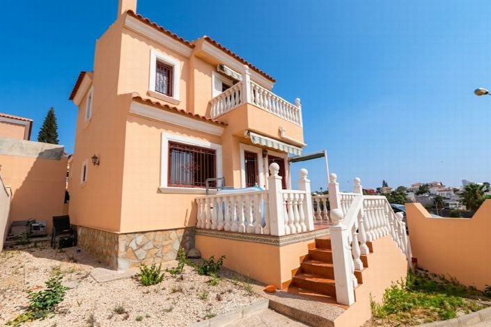 Image No.2-Villa de 2 chambres à vendre à Orihuela