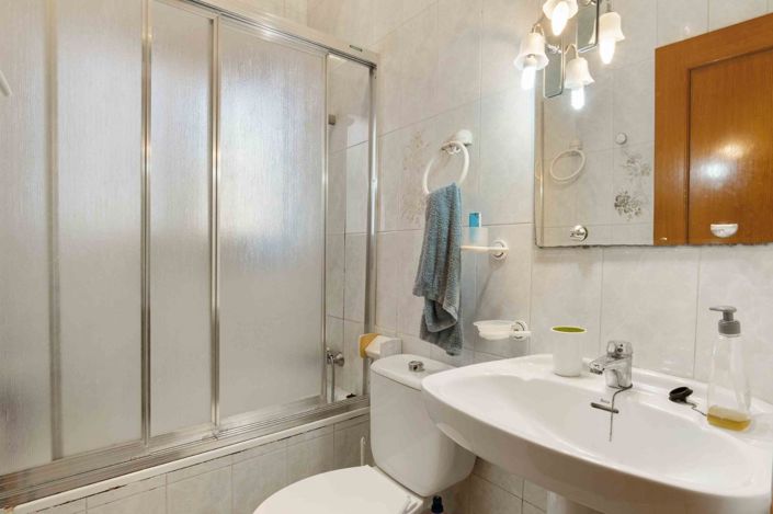 Image No.13-6 Bed Villa for sale