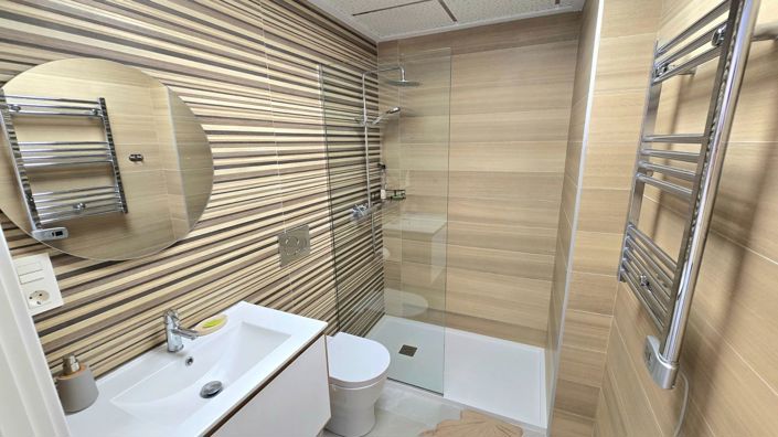 Image No.20-2 Bed Apartment for sale