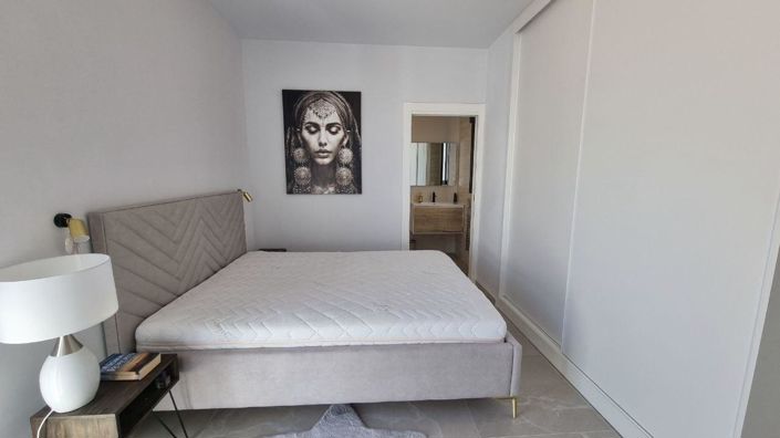 Image No.22-2 Bed Apartment for sale