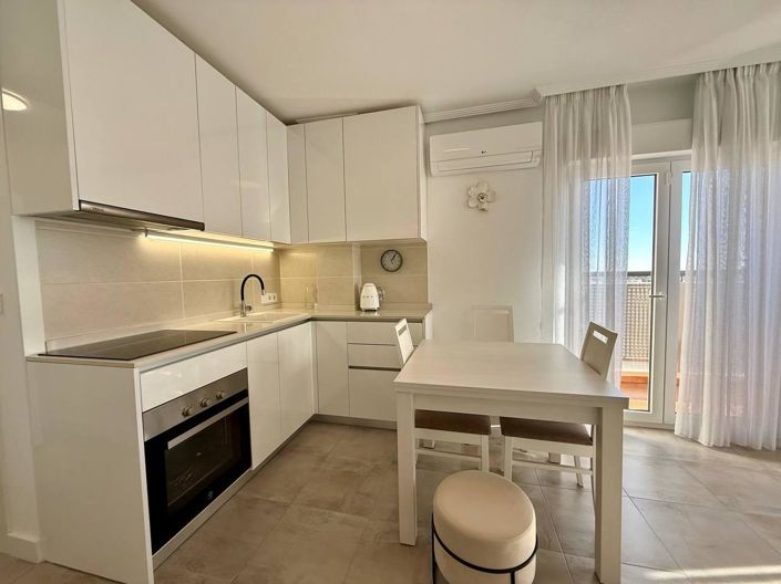Image No.5-1 Bed Penthouse for sale