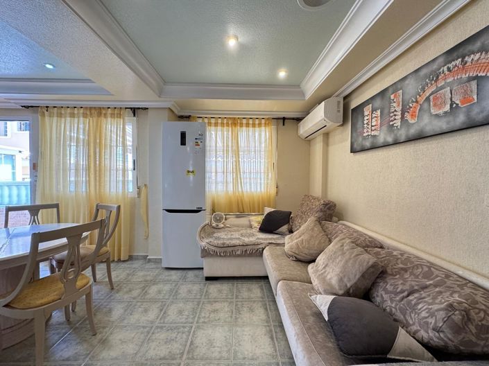 Image No.17-3 Bed Townhouse for sale