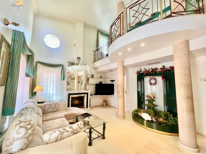 Image No.30-3 Bed Villa for sale