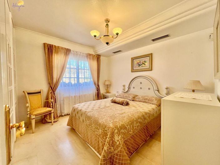 Image No.44-3 Bed Villa for sale