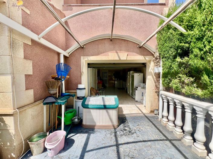 Image No.6-3 Bed Villa for sale