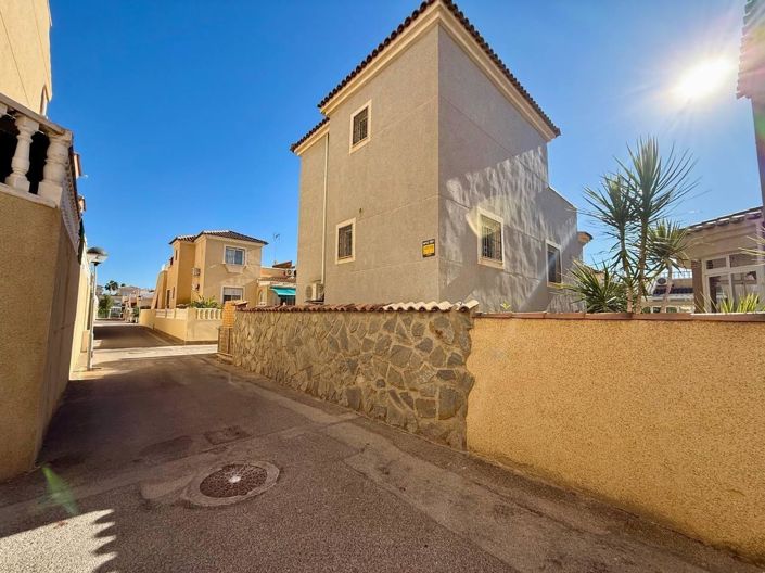 Image No.21-4 Bed Villa for sale