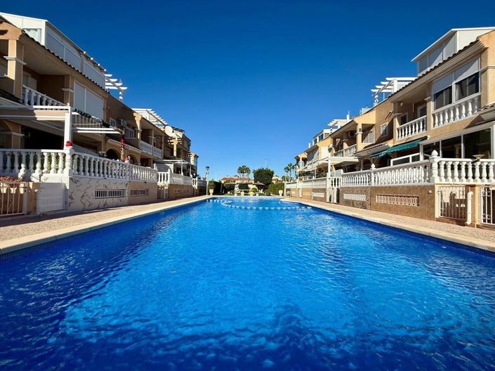 Image No.5-4 Bed Villa for sale