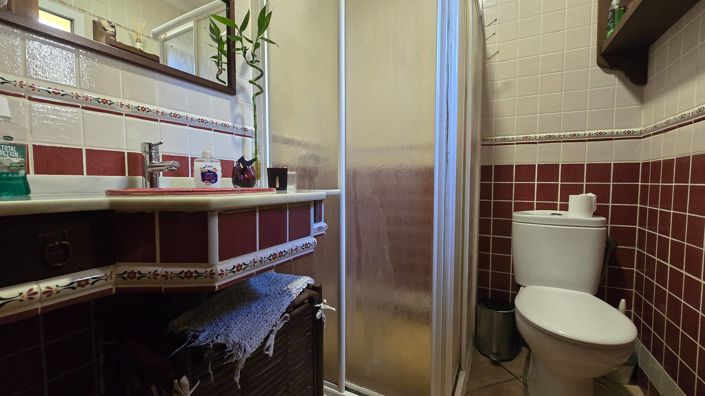 Image No.14-3 Bed House for sale