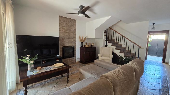 Image No.15-3 Bed House for sale